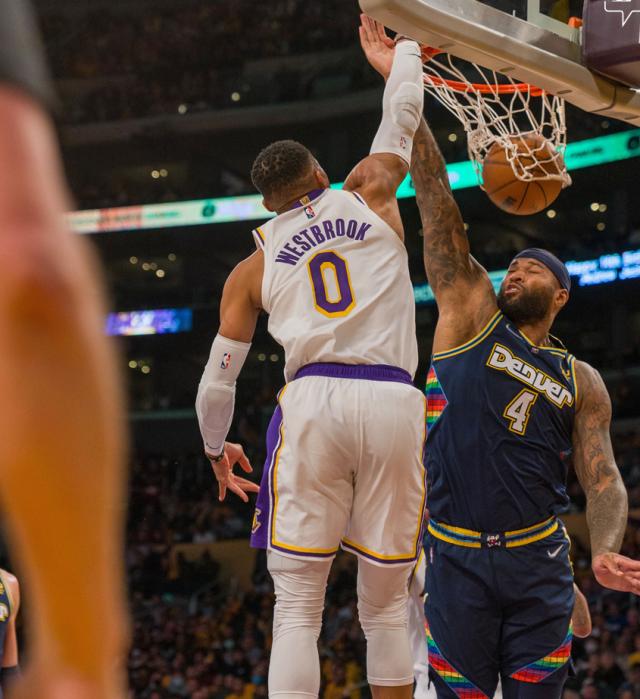 开云官网-湖人6连败季后赛可能不足1% 马刺掌控附加赛主动